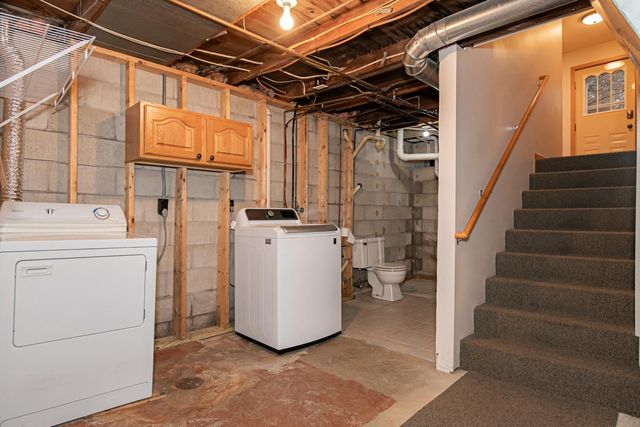 953 W Burns Valley Road, Winona, MN 55987