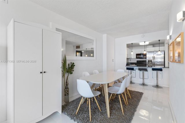 2301 Collins Avenue 931, Miami Beach, FL 33139