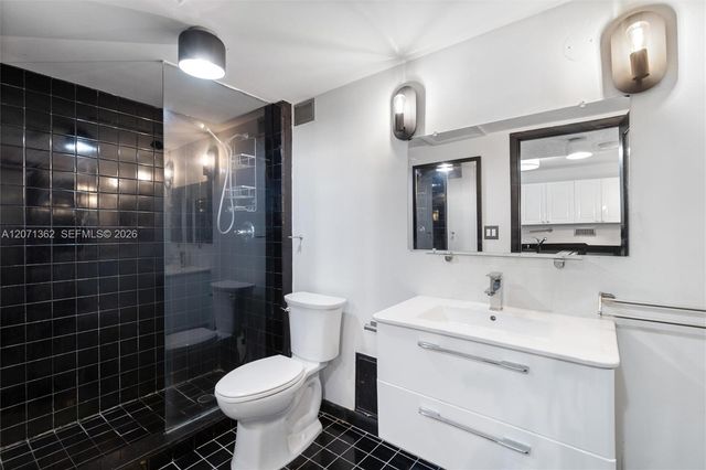 2301 Collins Avenue 931, Miami Beach, FL 33139