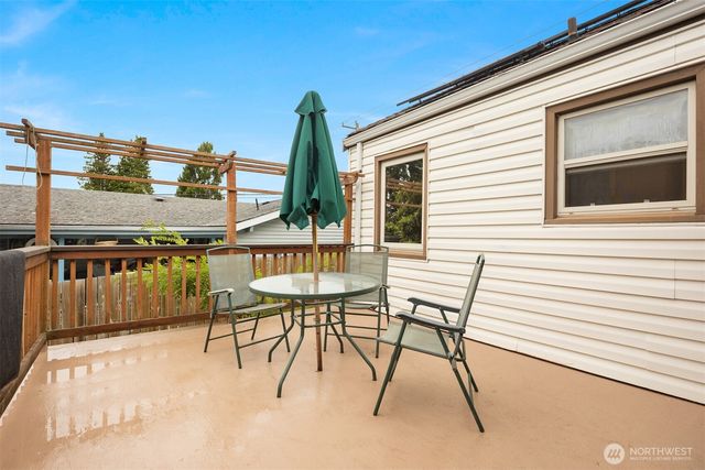921 SW 102nd Street, Seattle, WA 98146