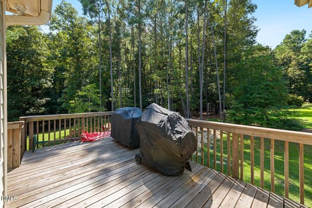 8621 Jordan Meadow Drive, Fuquay Varina, NC 27526
