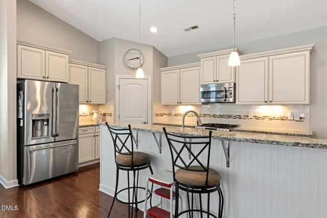 8621 Jordan Meadow Drive, Fuquay Varina, NC 27526