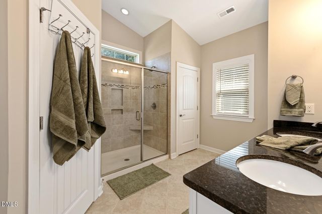 8621 Jordan Meadow Drive, Fuquay Varina, NC 27526