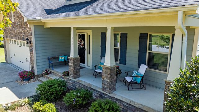 8621 Jordan Meadow Drive, Fuquay Varina, NC 27526