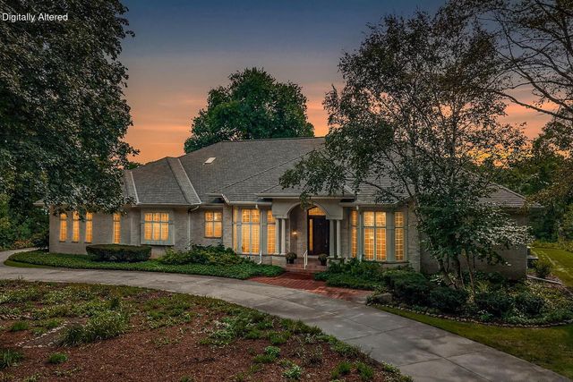 14425 Westover ROAD, Elm Grove, WI 53122