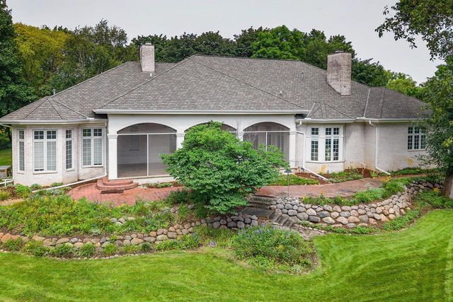 14425 Westover ROAD, Elm Grove, WI 53122