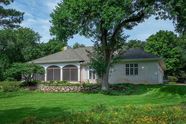 14425 Westover ROAD, Elm Grove, WI 53122