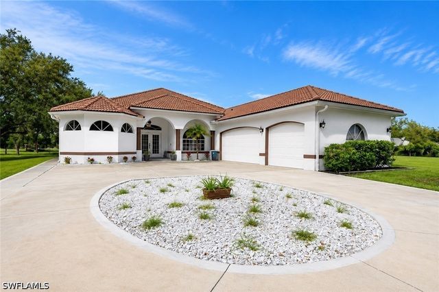 16451 Wildcat DR, Fort Myers, FL 33913