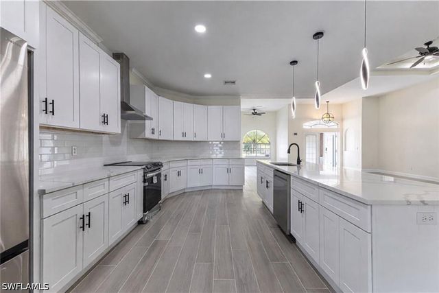 16451 Wildcat DR, Fort Myers, FL 33913