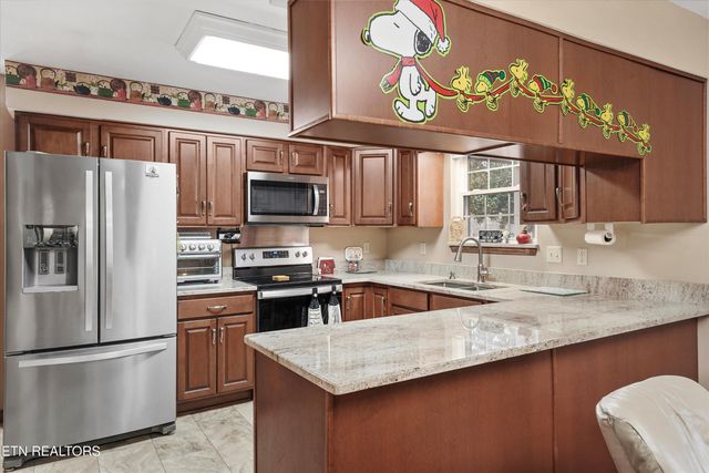 9228 Washington Pike, Corryton, TN 37721