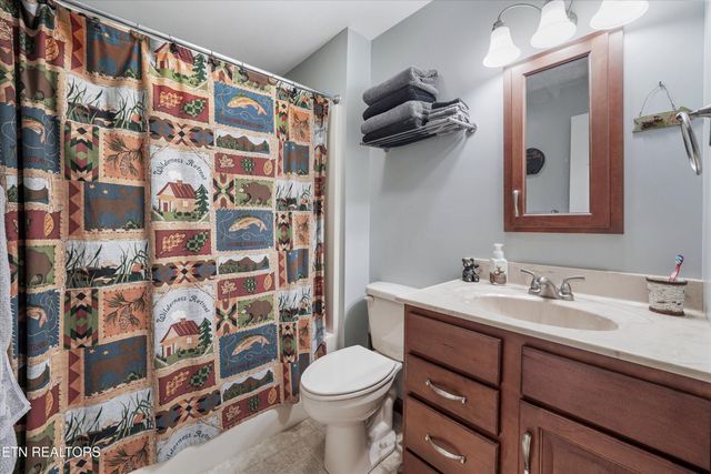 9228 Washington Pike, Corryton, TN 37721