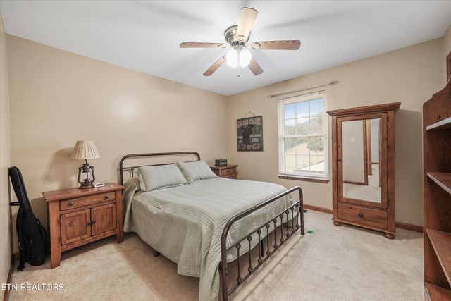 9228 Washington Pike, Corryton, TN 37721