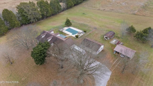 9228 Washington Pike, Corryton, TN 37721