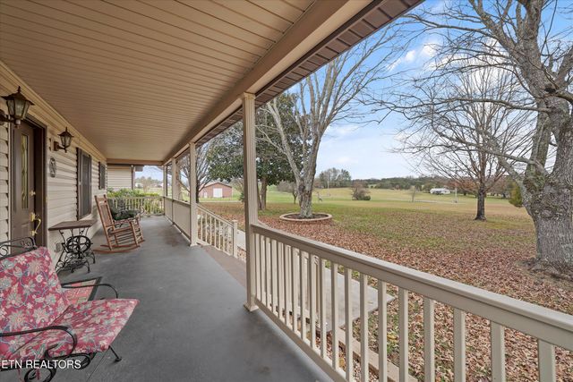 9228 Washington Pike, Corryton, TN 37721