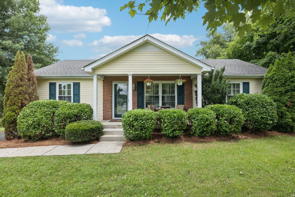 1408 Green Forest Ct, Mount Juliet, TN 37122