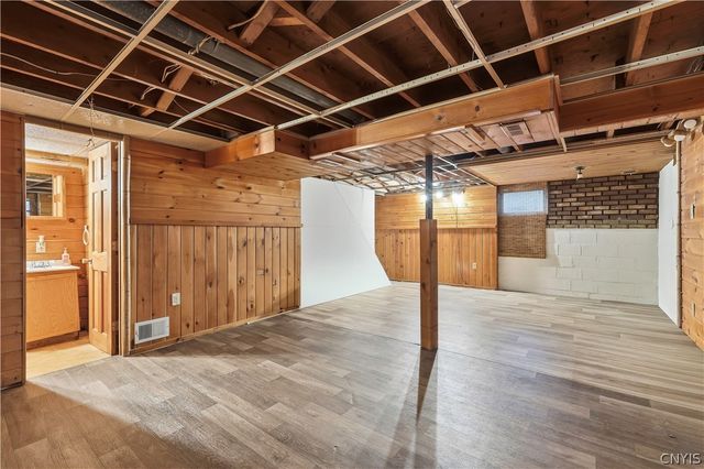 107 East Irving Street, Dewitt, NY 13057