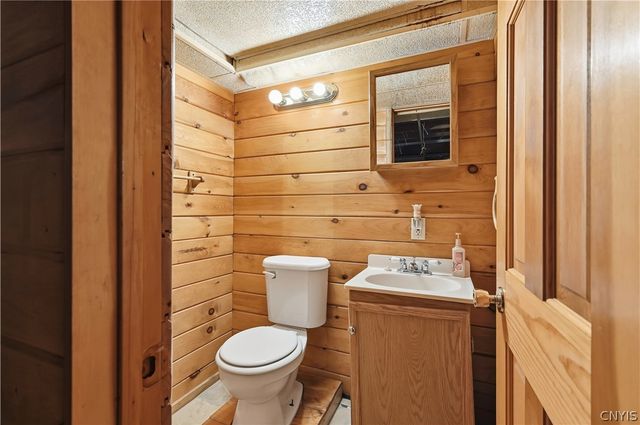 107 East Irving Street, Dewitt, NY 13057