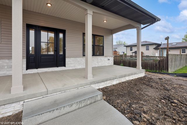 13616 Superior Lane, Cedar Lake, IN 46303