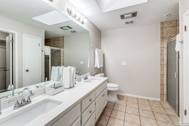 201 Sunrise Canyon, Universal City, TX 78148