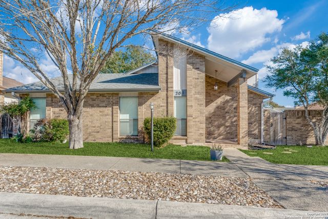 201 Sunrise Canyon, Universal City, TX 78148