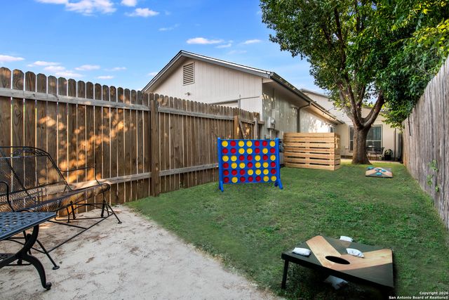 201 Sunrise Canyon, Universal City, TX 78148