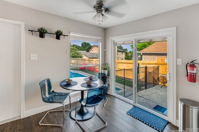 201 Sunrise Canyon, Universal City, TX 78148