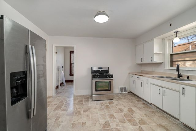 406 Stanton Street, Bay City, MI 48708