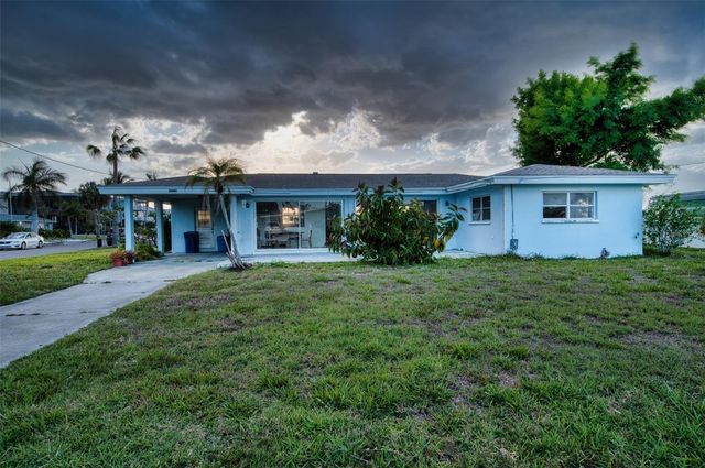 210 21ST STREET NE, Bradenton, FL 34208