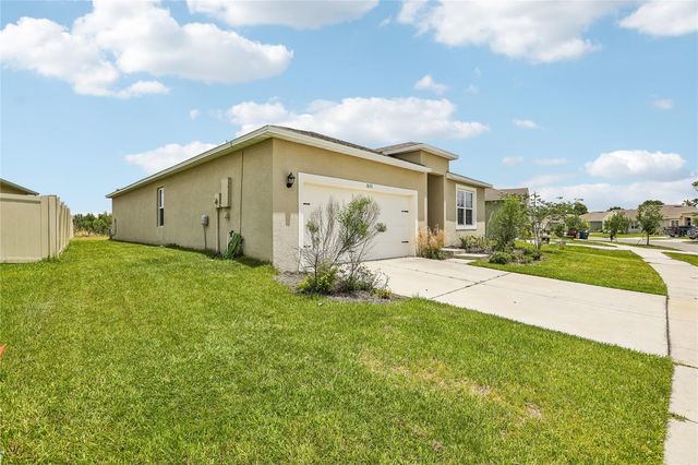 5651 SILTSTONE STREET, Lakeland, FL 33811