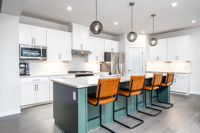 3039 Manchester DR, Spring Hill, TN 37174