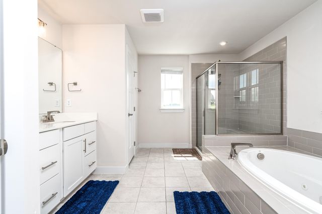 3039 Manchester DR, Spring Hill, TN 37174