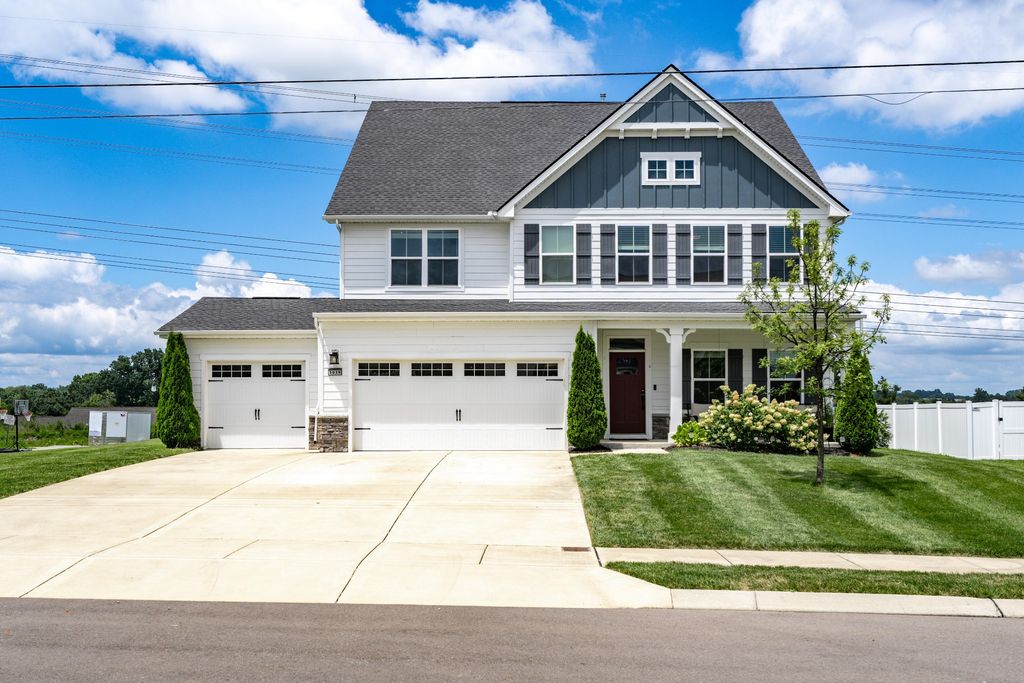 3039 Manchester DR, Spring Hill, TN 37174