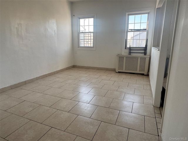 95-11 90 Street 2F, Ozone Park, NY 11416