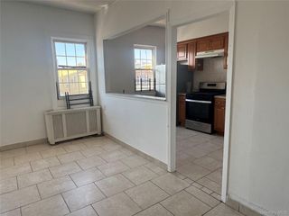 95-11 90 Street 2F, Ozone Park, NY 11416