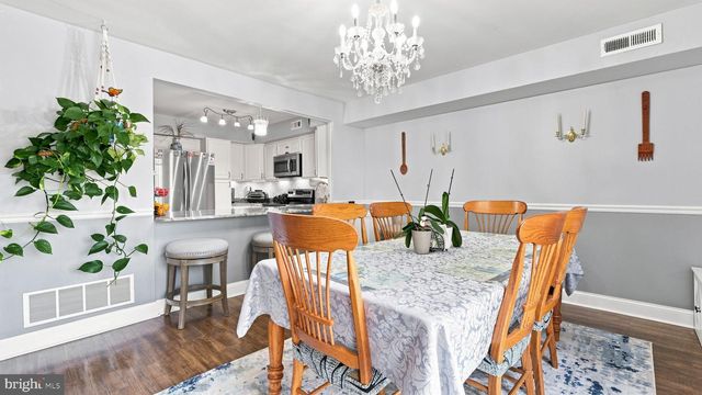 988 GATES PL, Warminster, PA 18974