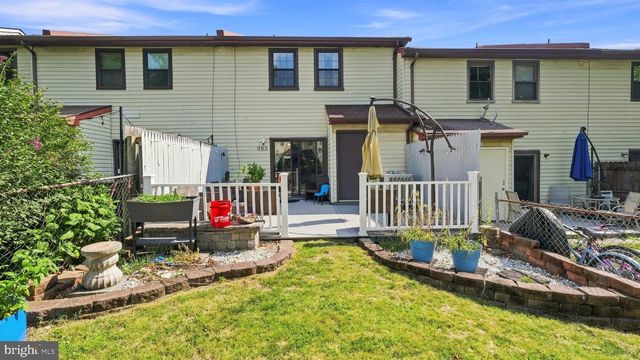988 GATES PL, Warminster, PA 18974