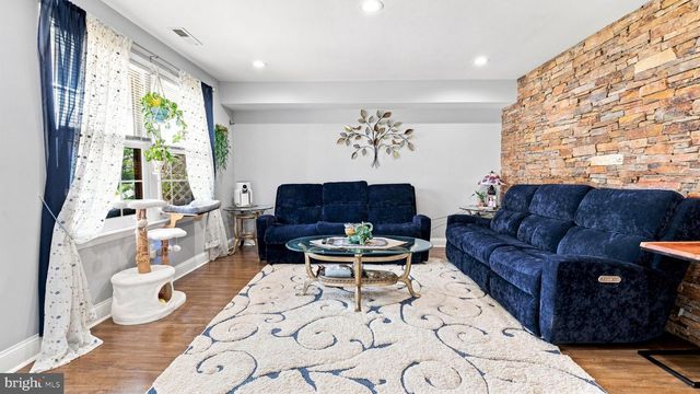 988 GATES PL, Warminster, PA 18974
