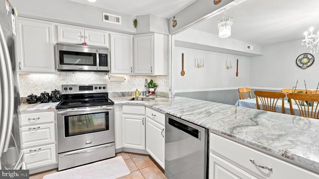 988 GATES PL, Warminster, PA 18974