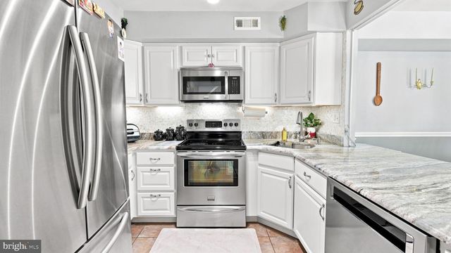 988 GATES PL, Warminster, PA 18974