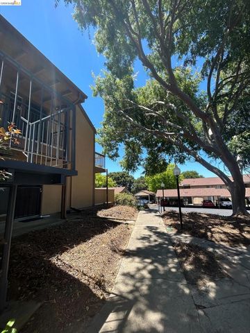 5313 Ridgeview Cir, El Sobrante, CA 94803