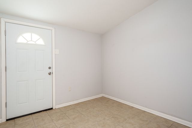 1620 PIERCE Avenue, Rockford, IL 61103