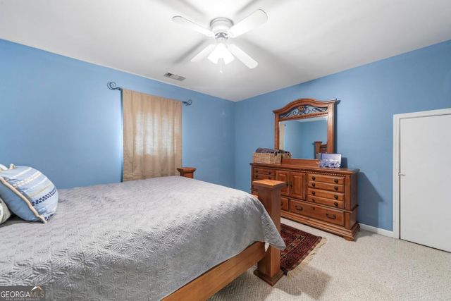 206 Admirality Way, Milledgeville, GA 31061