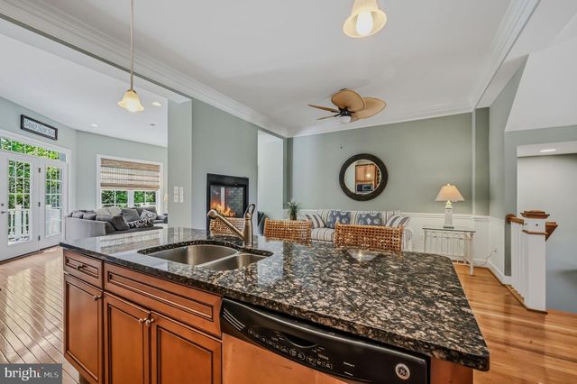 21111 LAGUNA DR, Rehoboth Beach, DE 19971
