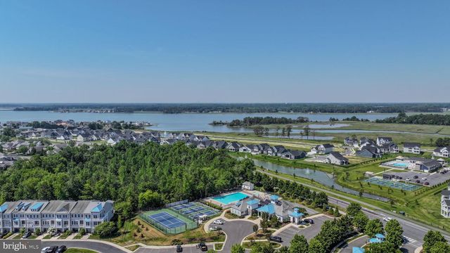 21111 LAGUNA DR, Rehoboth Beach, DE 19971