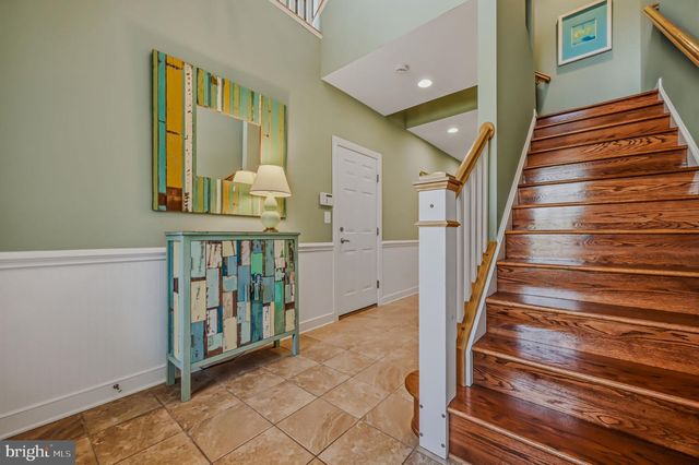 21111 LAGUNA DR, Rehoboth Beach, DE 19971