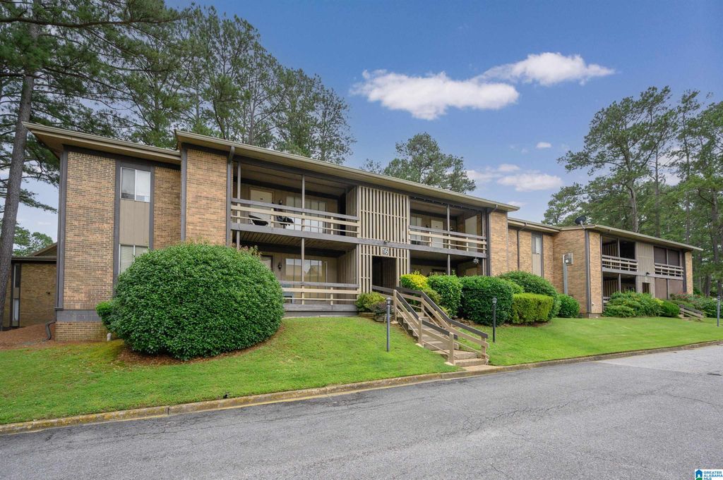 3101 Lorna Rd Apt 1626, Hoover, AL 35216