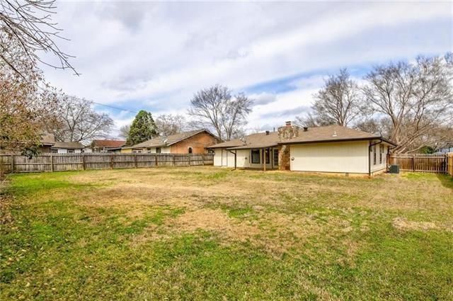 607 Garden Path DR, Round Rock, TX 78664