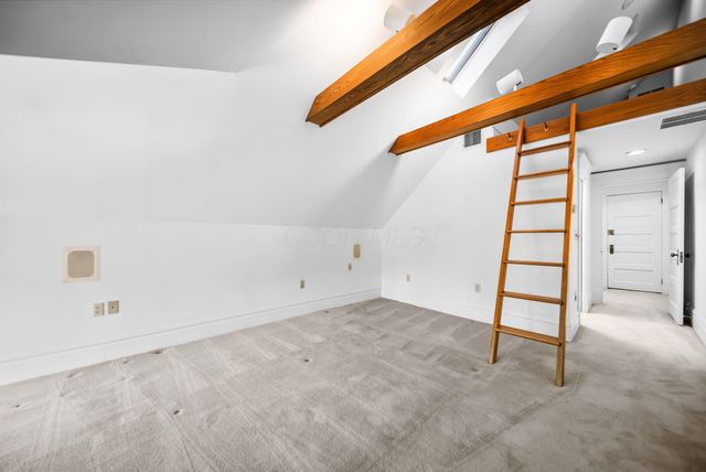 422 W 6th Avenue, Columbus, OH 43201