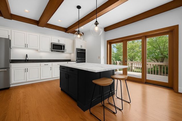 422 W 6th Avenue, Columbus, OH 43201