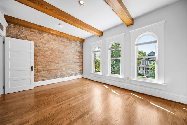 422 W 6th Avenue, Columbus, OH 43201